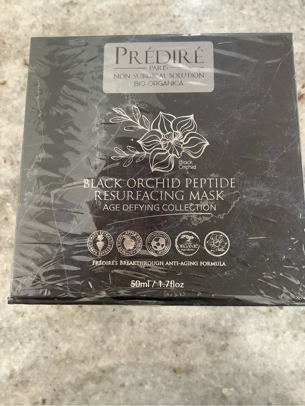 Prédiré Black Orchid Peptide Resurfacing Mask - Black